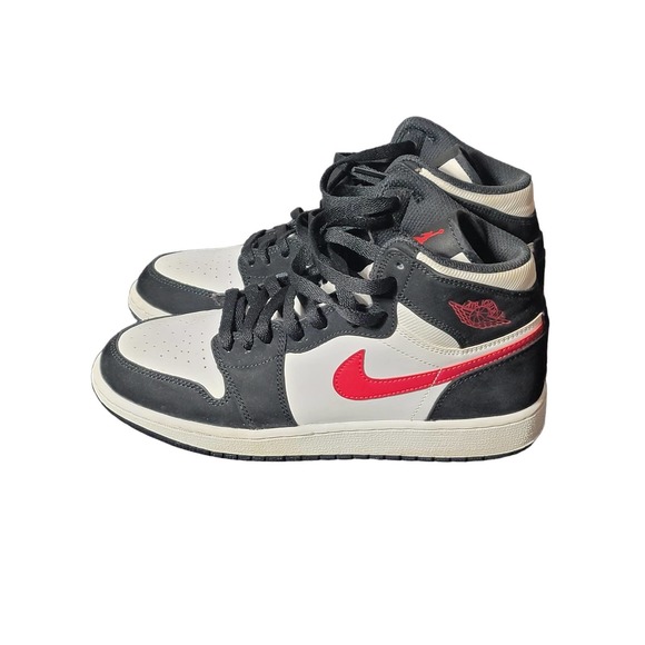 Nike Air Jordan 1 Retro OG High BG Kids Youth Black Red White Womens Sz 7.5  6Y - Picture 5 of 12